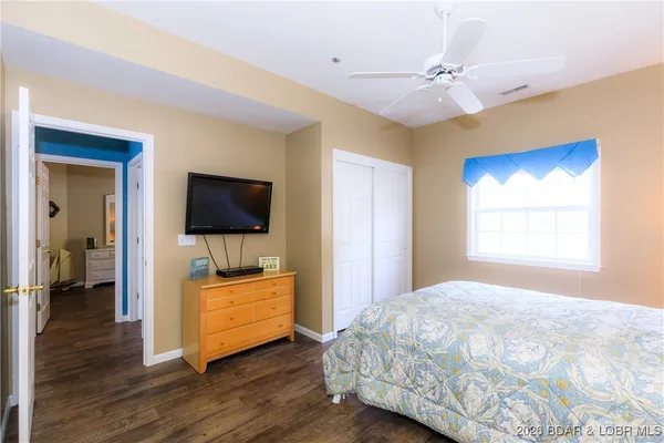 $425,000 | 607 Harbour Towne Drive, Unit E607, Lake Ozark, MO 65049