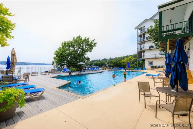 $445,000 | 607 Harbour Towne Drive, Unit E607, Lake Ozark, MO 65049