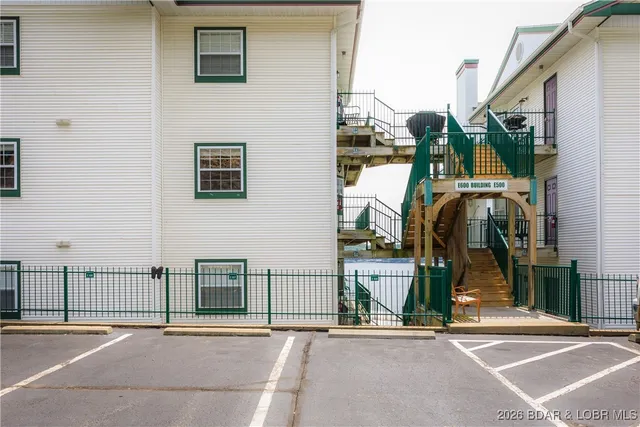 $445,000 | 607 Harbour Towne Drive, Unit E607, Lake Ozark, MO 65049