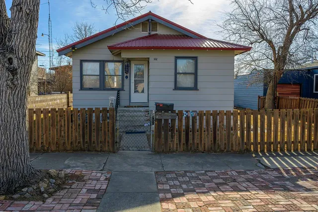$135,000 | 225 4th Avenue North, Greybull, WY 82426