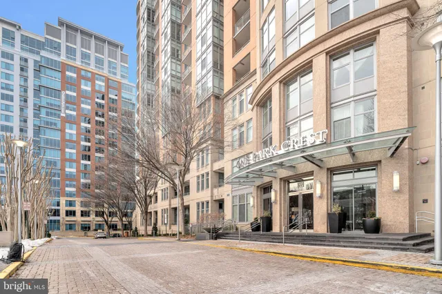 $2,895,000 | 8220 Crestwood Heights Drive, Unit 1908, McLean, VA 22102