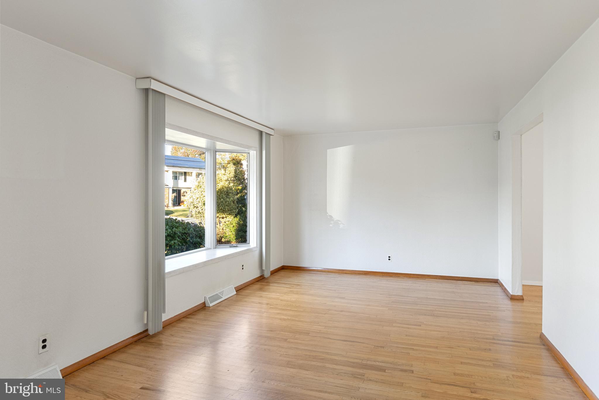103 Great Oak Road Voorhees, NJ 08043 - Photo 8 of 28 Gallery Image 8