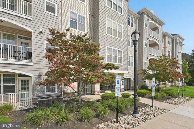 $270,000 | 313 Masterson Court, Ewing, NJ 08618