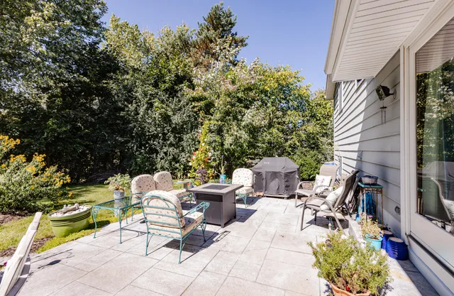 $465,000 | 327 Wakefield Downs, Wales, WI 53183