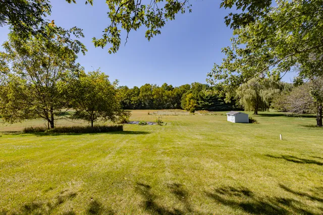 $465,000 | 327 Wakefield Downs, Wales, WI 53183