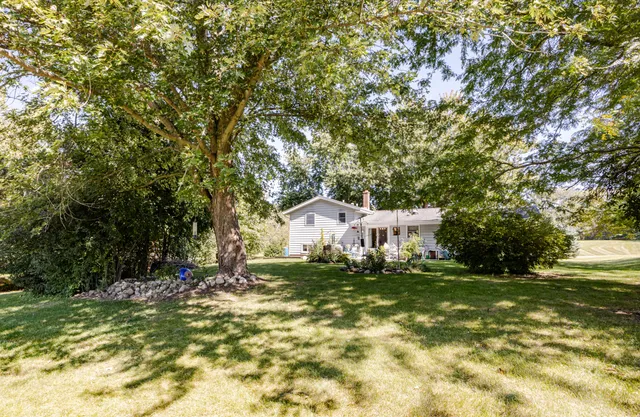 $465,000 | 327 Wakefield Downs, Wales, WI 53183