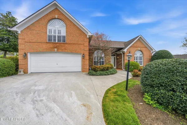 $569,000 | 500 Glen Ives Way, Knoxville, TN 37919