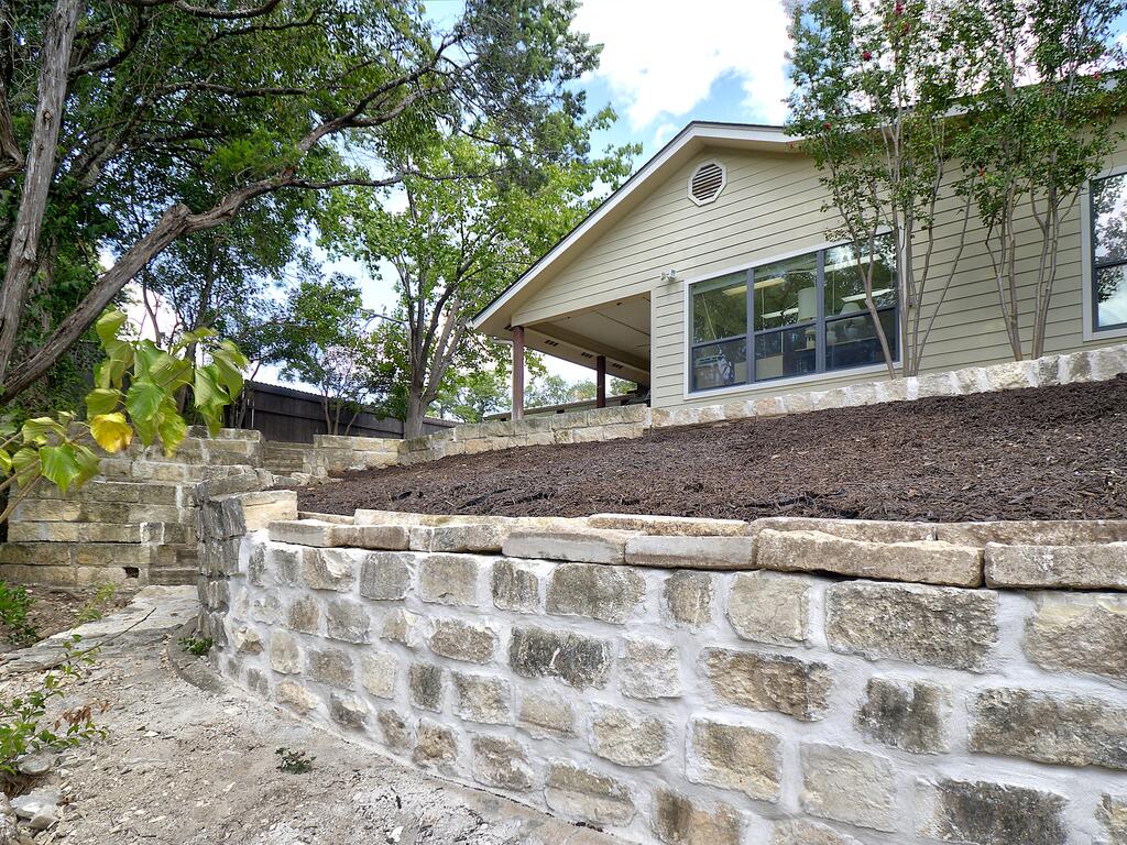 2017 Lime Creek Road Kerrville, TX 78028 - Photo 20 of 27 Gallery Image 20