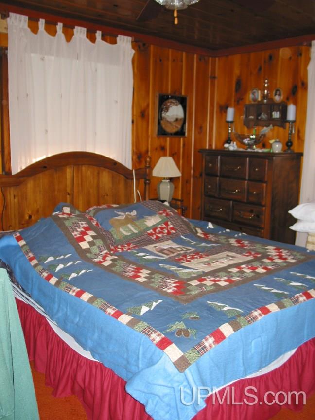1804 West Co Road Gulliver, MI 49840 - Photo 15 of 29