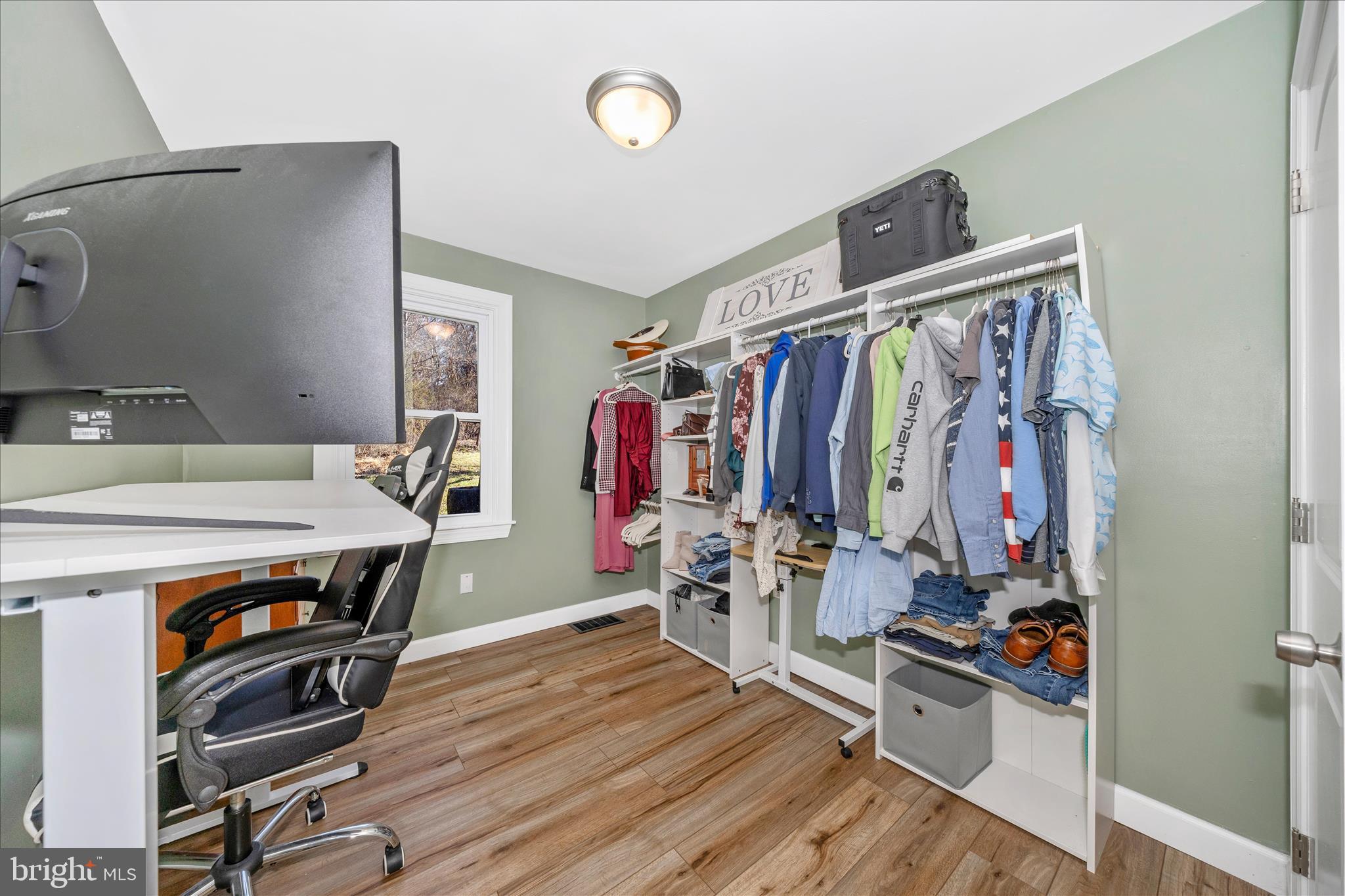 11863 Wolfsville Road Smithsburg, MD 21783 - Photo 18 of 51 a view of a room with gym equipment
