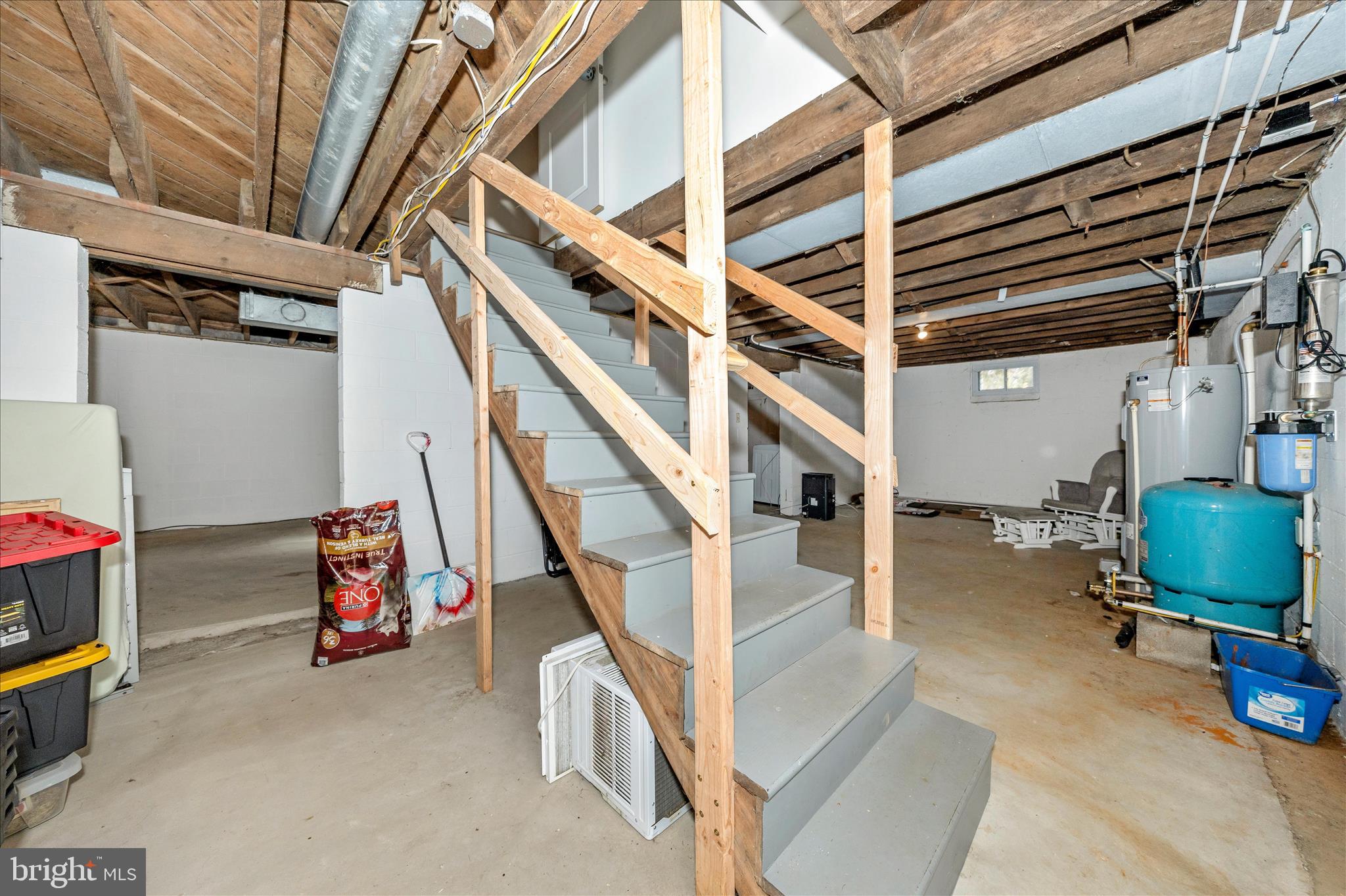 11863 Wolfsville Road Smithsburg, MD 21783 - Photo 35 of 51 a view of entryway