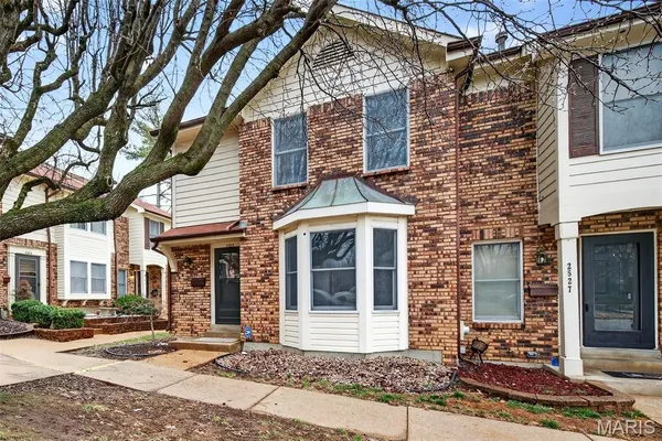 $255,000 | 2529 Grayford Walk, St. Louis, MO 63129