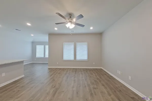 $1,645 | 114 ORTHELLO Court, Lafayette, LA 70507