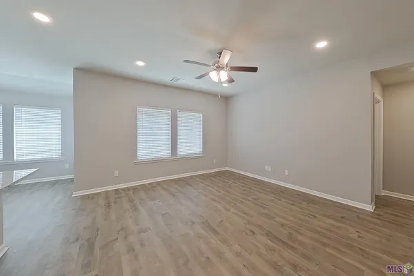 $1,645 | 114 ORTHELLO Court, Lafayette, LA 70507