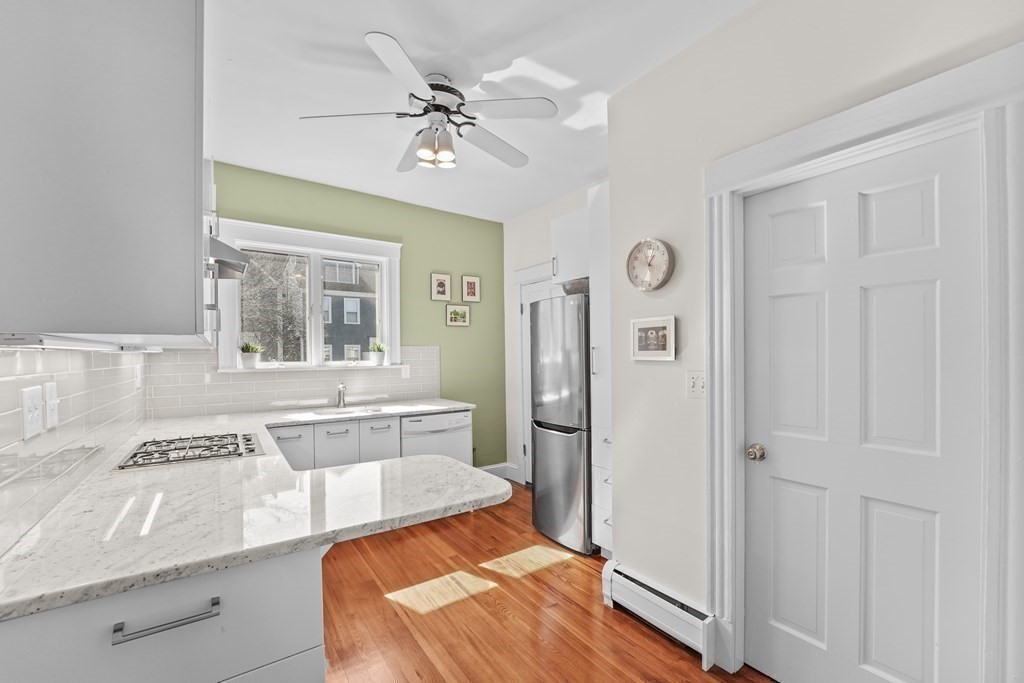6-8 Bartlett Street, Unit 3 Boston, MA 02129 - Photo 9 of 13 a very nice looking room with a large window