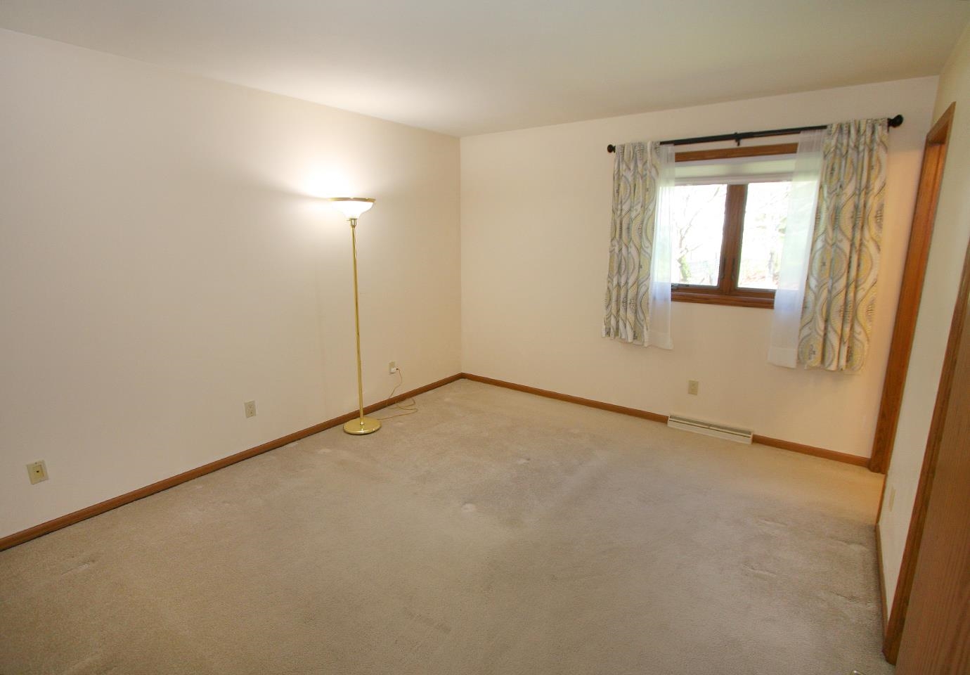 614 Engelhart Drive Madison, WI 53713 - Photo 12 of 40