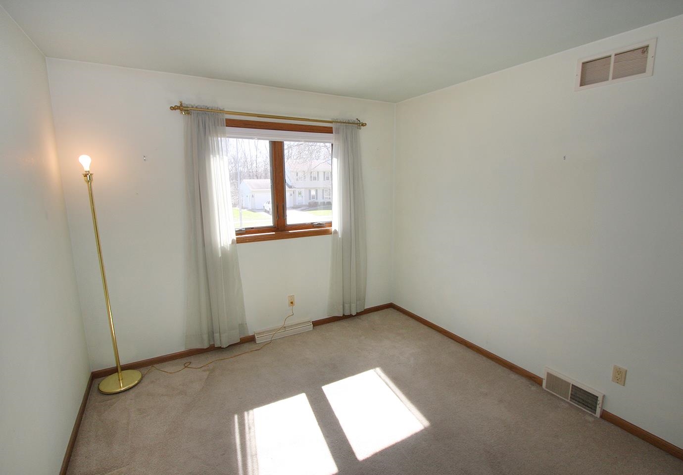 614 Engelhart Drive Madison, WI 53713 - Photo 19 of 40