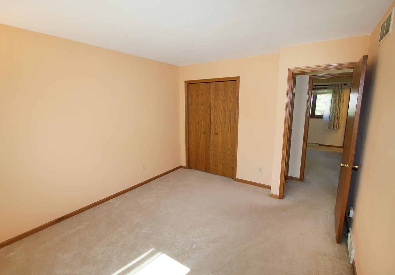 614 Engelhart Drive Madison, WI 53713 - Photo 22 of 40