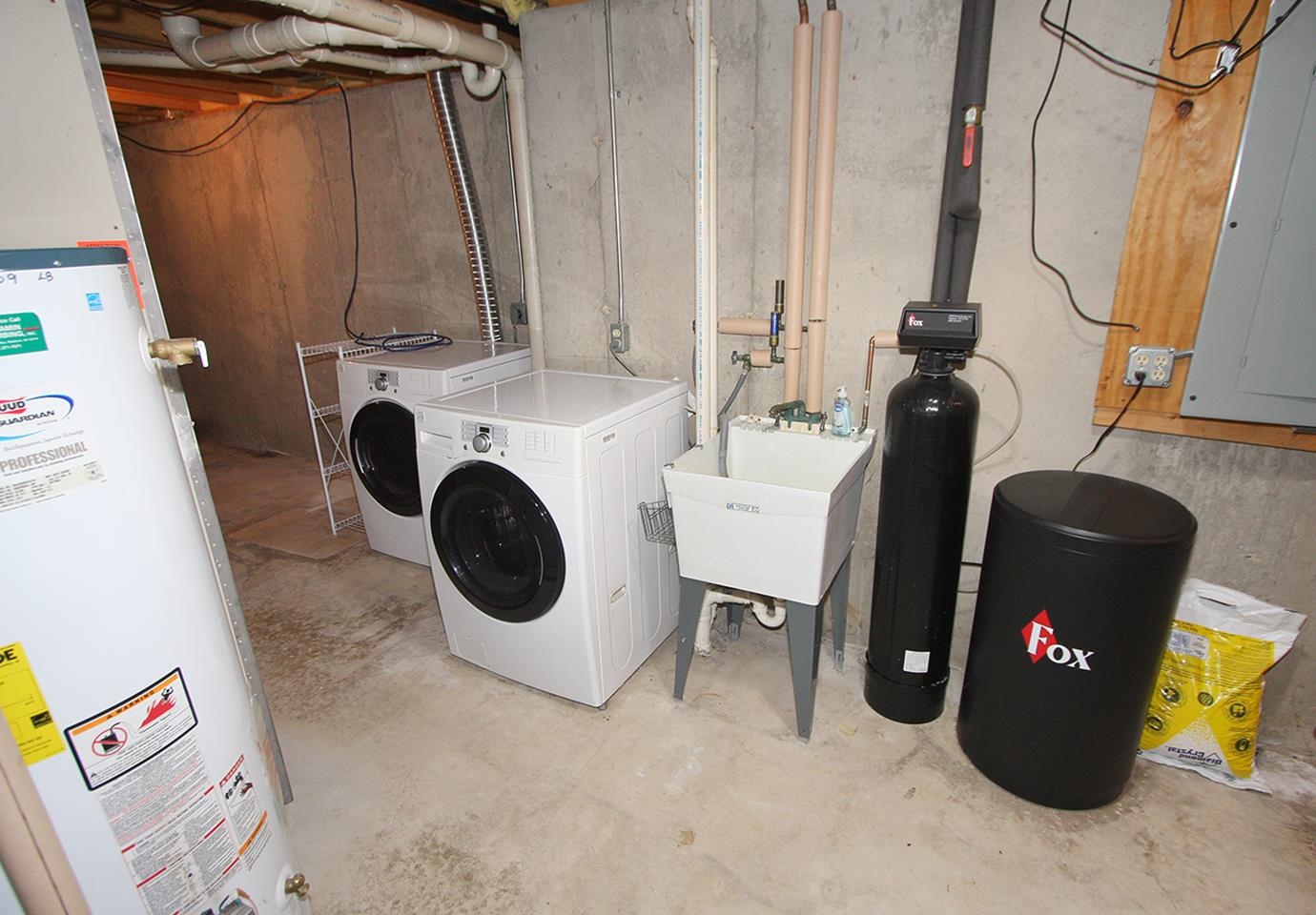 614 Engelhart Drive Madison, WI 53713 - Photo 32 of 40