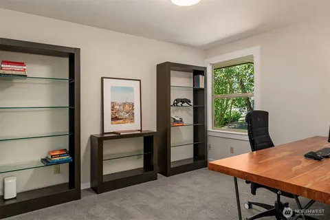$990,000 | 16408 Tiger Mountain Road Southeast, Issaquah, WA 98027