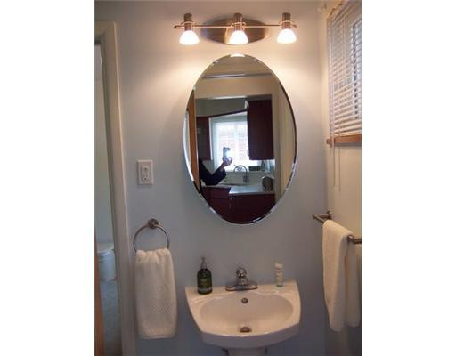 2423 Nottingham Road Ann Arbor, MI 48104 - Photo 6 of 10 Photo 6