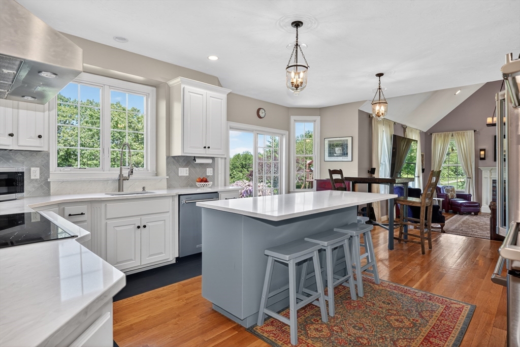 27 Autumn Ridge Road Berlin, MA 01503 - Photo 15 of 42