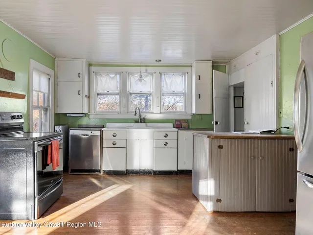 $450,000 | 807 Lucas Ave Extension, Hurley, NY 12443