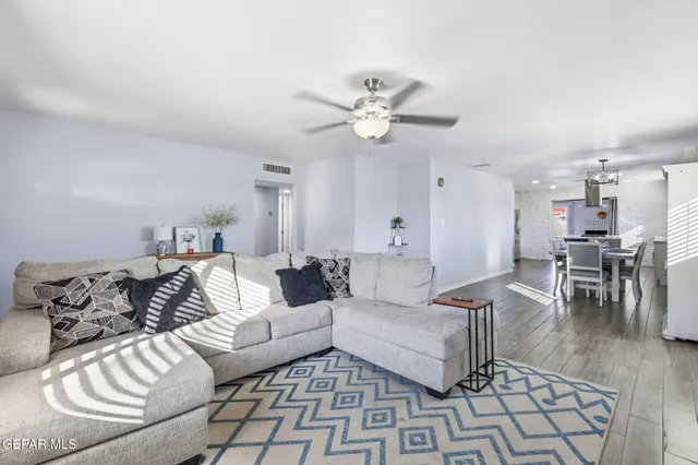 $289,900 | 3831 Frankfort Avenue, El Paso, TX 79930