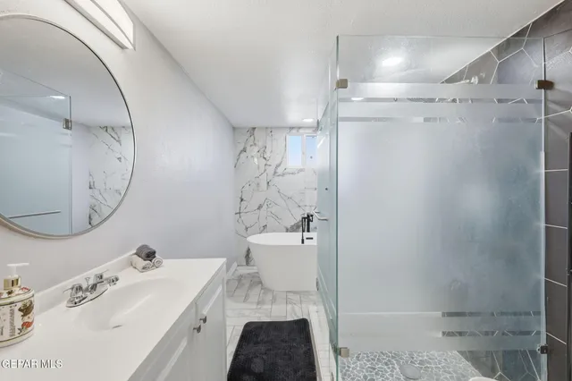 $289,900 | 3831 Frankfort Avenue, El Paso, TX 79930