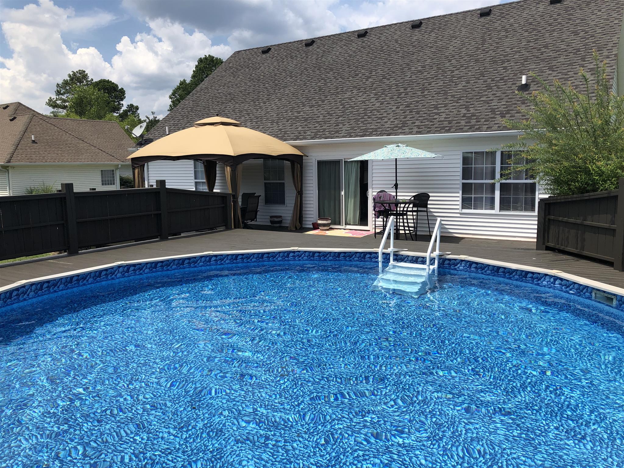 478 Jim Courtney Road Portland, TN 37148 - Photo 4 of 17 a house view with a seating space