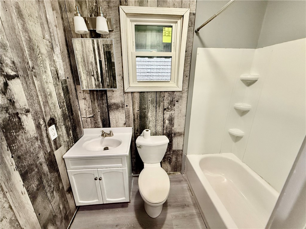 2148 North Graceland Avenue Decatur, IL 62526 - Photo 8 of 10 Gallery Image 8