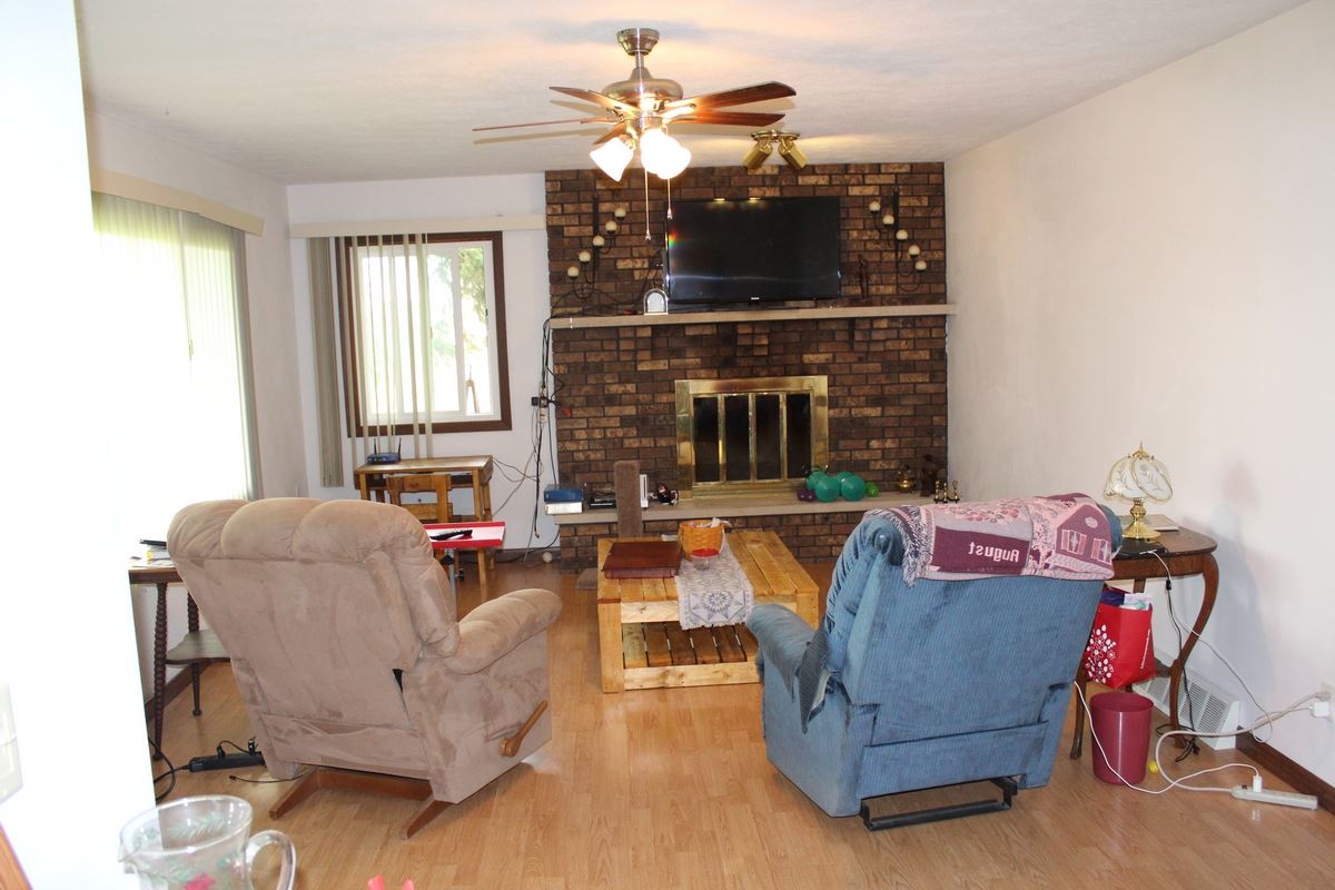10482 Town Hall Road Belvidere, IL 61008 - Photo 4 of 21 Gallery Image 4