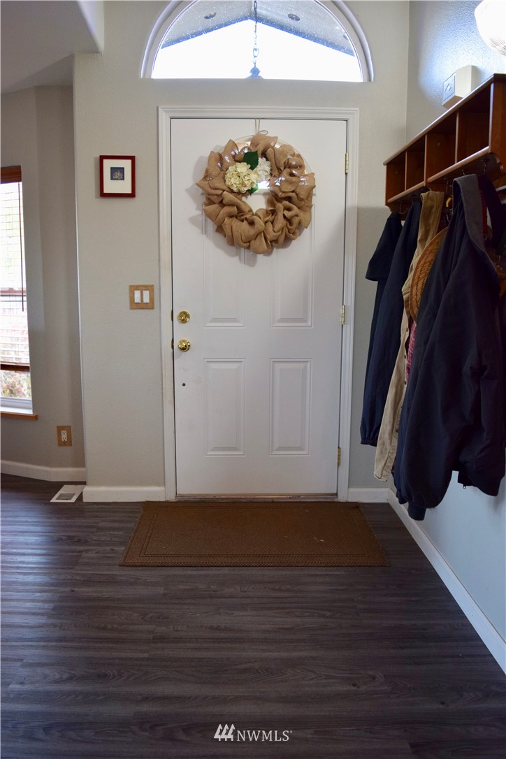 9016 Rd J 4 Street Northwest Quincy, WA 98848 - Photo 4 of 25 Gallery Image 4
