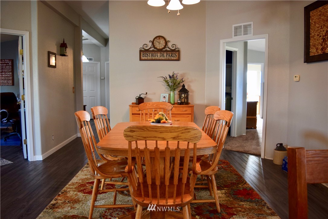 9016 Rd J 4 Street Northwest Quincy, WA 98848 - Photo 6 of 25 Gallery Image 6