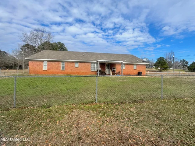$239,900 | 72 North Colby Lane, Columbus, MS 39702