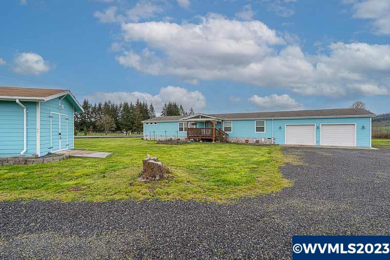 2890 Stoltz Hill Road Lebanon, OR 97355 - Photo 1 of 38 Gallery Image 1