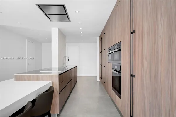 $2,750,000 | 6103 Aqua Avenue, Unit 504, Miami Beach, FL 33141