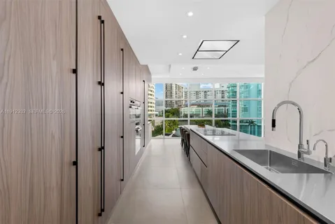 $2,750,000 | 6103 Aqua Avenue, Unit 504, Miami Beach, FL 33141