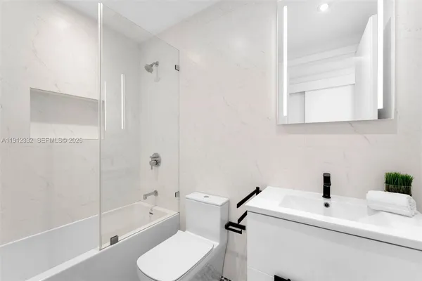 $2,750,000 | 6103 Aqua Avenue, Unit 504, Miami Beach, FL 33141