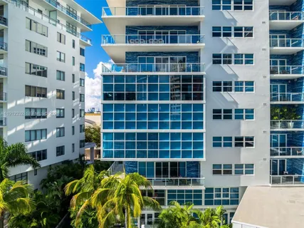 $3,200,000 | 6103 Aqua Avenue, Unit 504, Miami Beach, FL 33141
