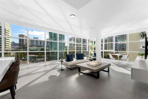 $3,200,000 | 6103 Aqua Avenue, Unit 504, Miami Beach, FL 33141