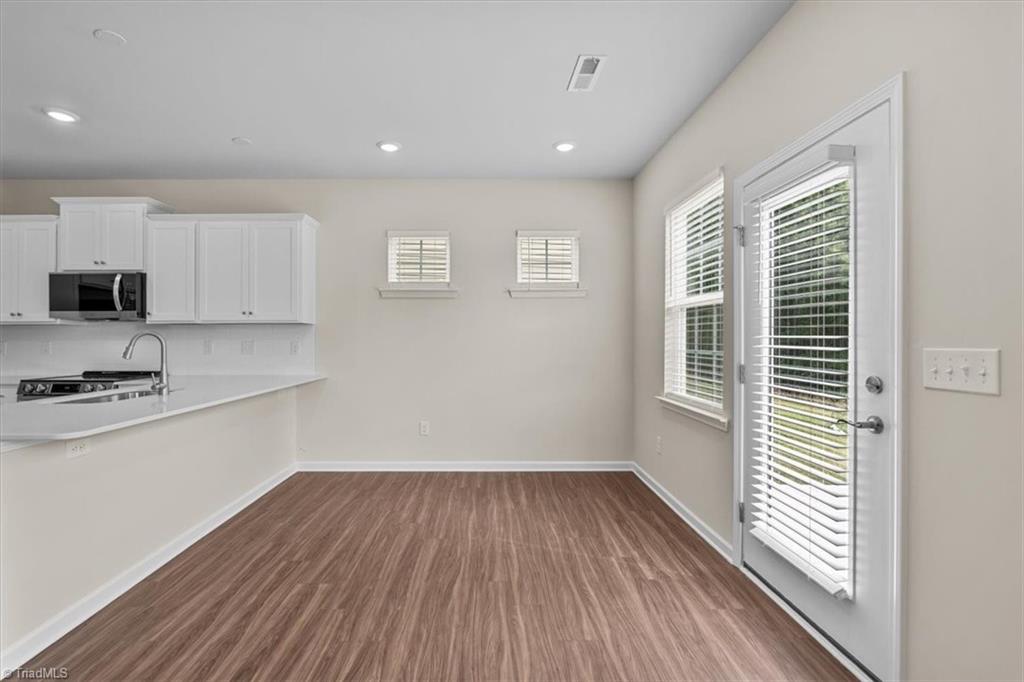 5567 Hydrangea Street Winston-Salem, NC 27104 - Photo 13 of 39