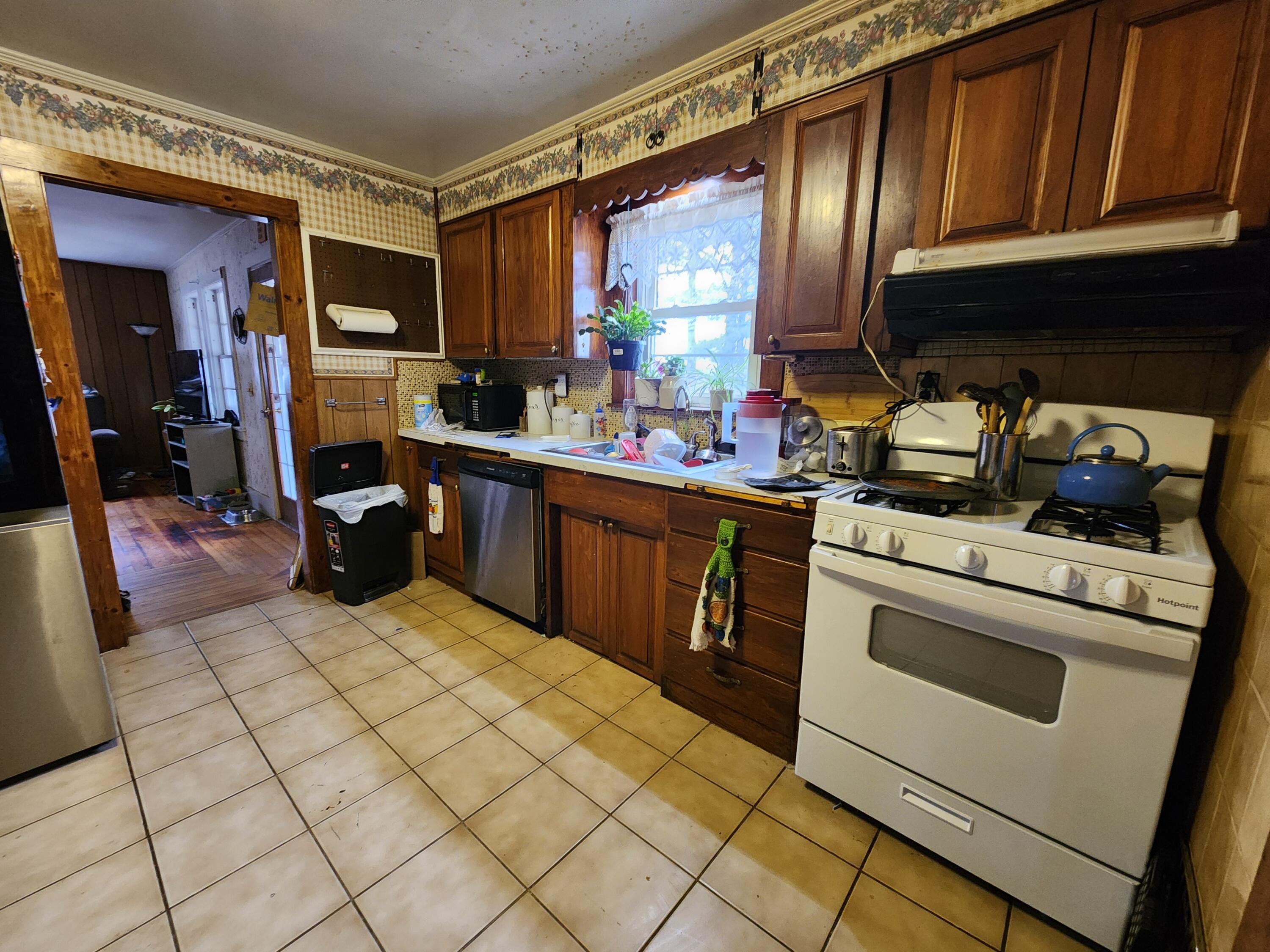 14 Getchell Street Bath, ME 04530 - Photo 20 of 40 20260407_115305