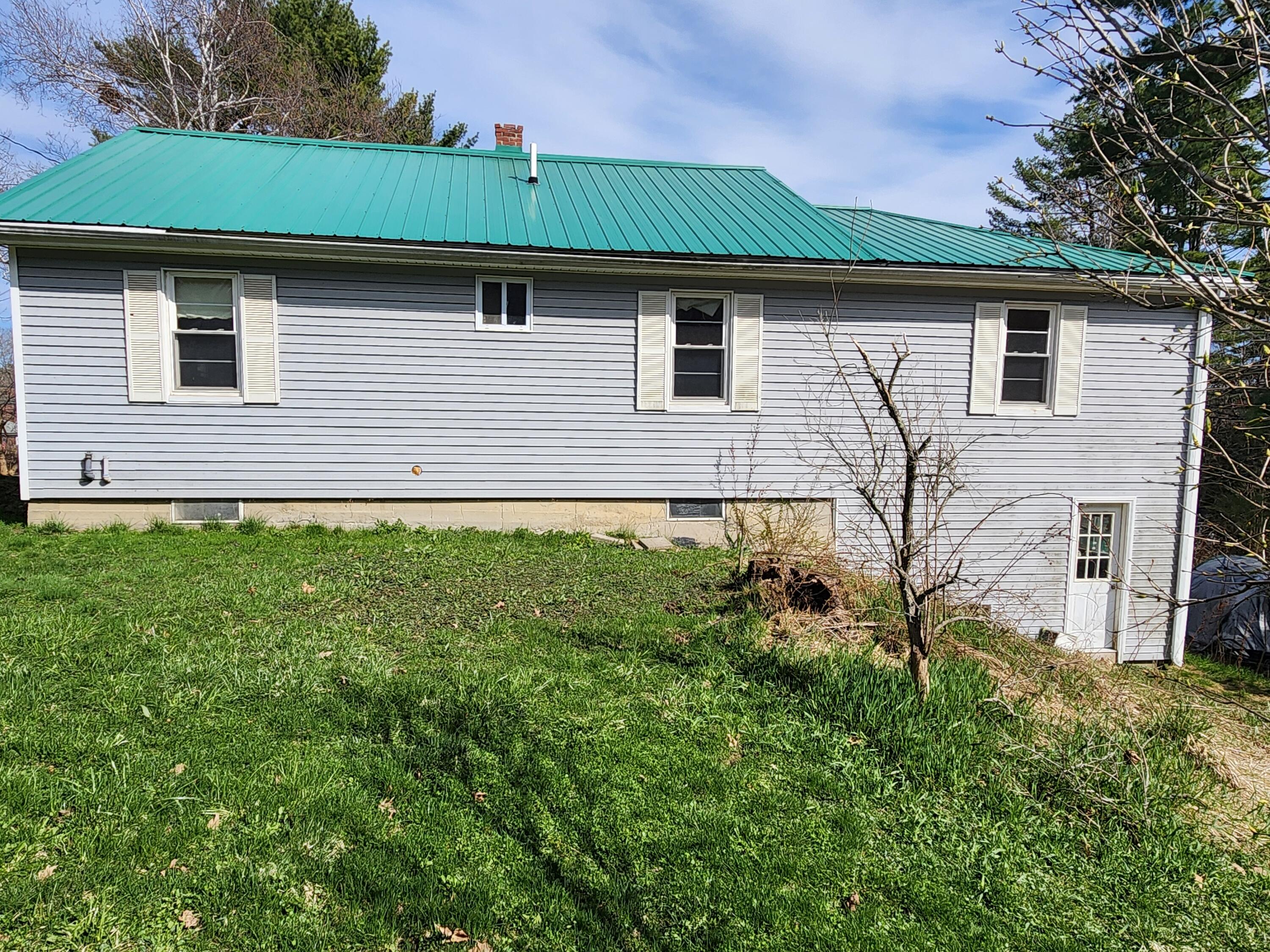 14 Getchell Street Bath, ME 04530 - Photo 2 of 40 20260421_152326