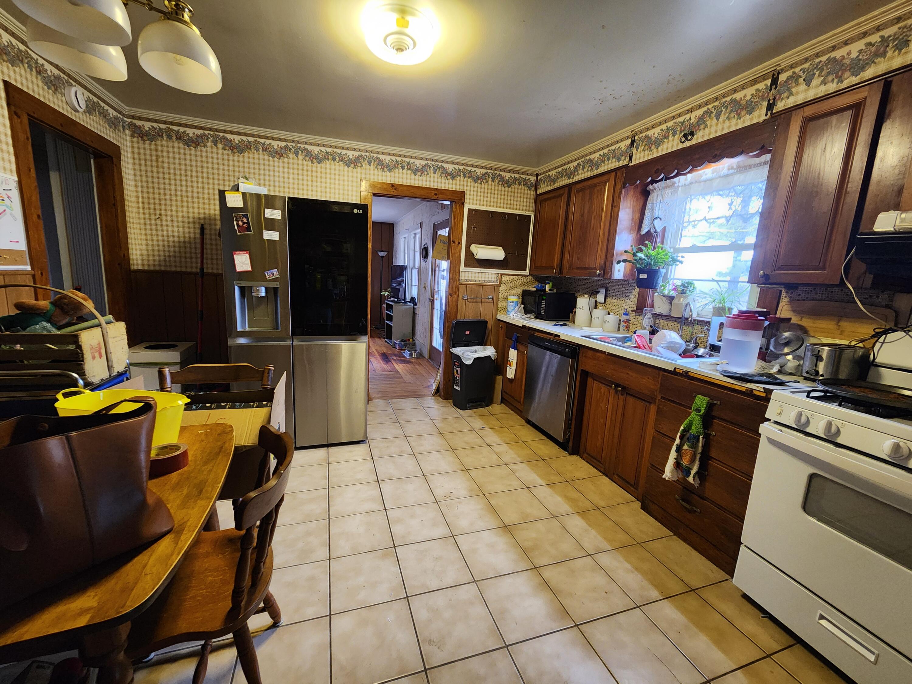 14 Getchell Street Bath, ME 04530 - Photo 21 of 40 20260407_115308
