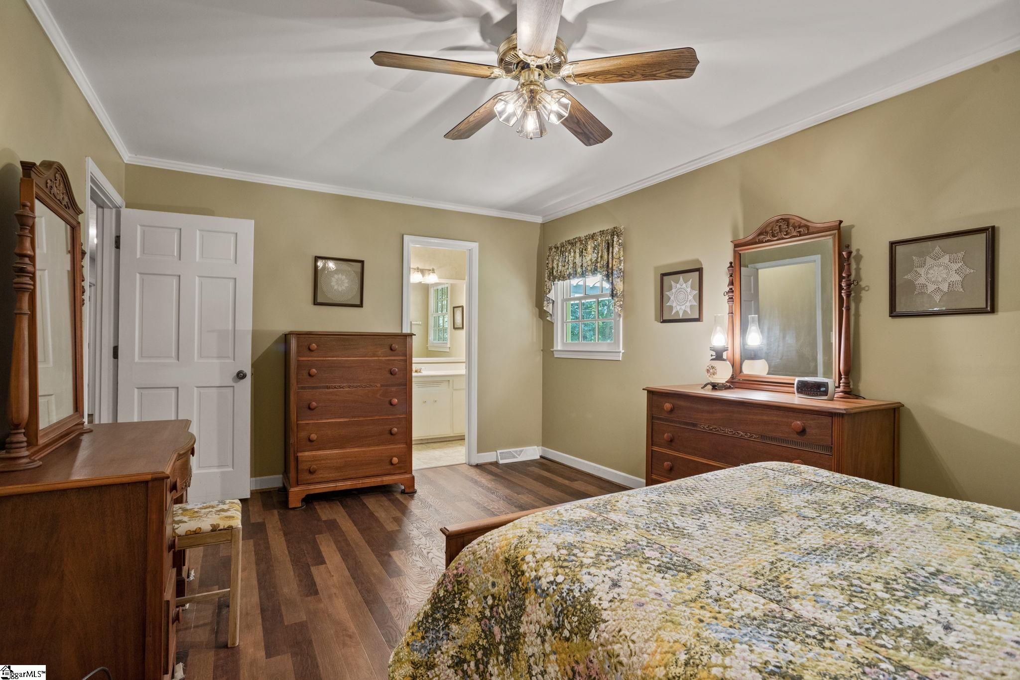 514 Trinity Way Greenville, SC 29617 - Photo 14 of 35 Gallery Image 14