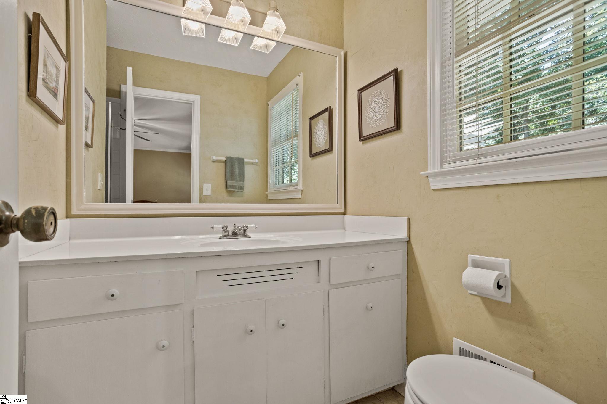 514 Trinity Way Greenville, SC 29617 - Photo 15 of 35 Gallery Image 15