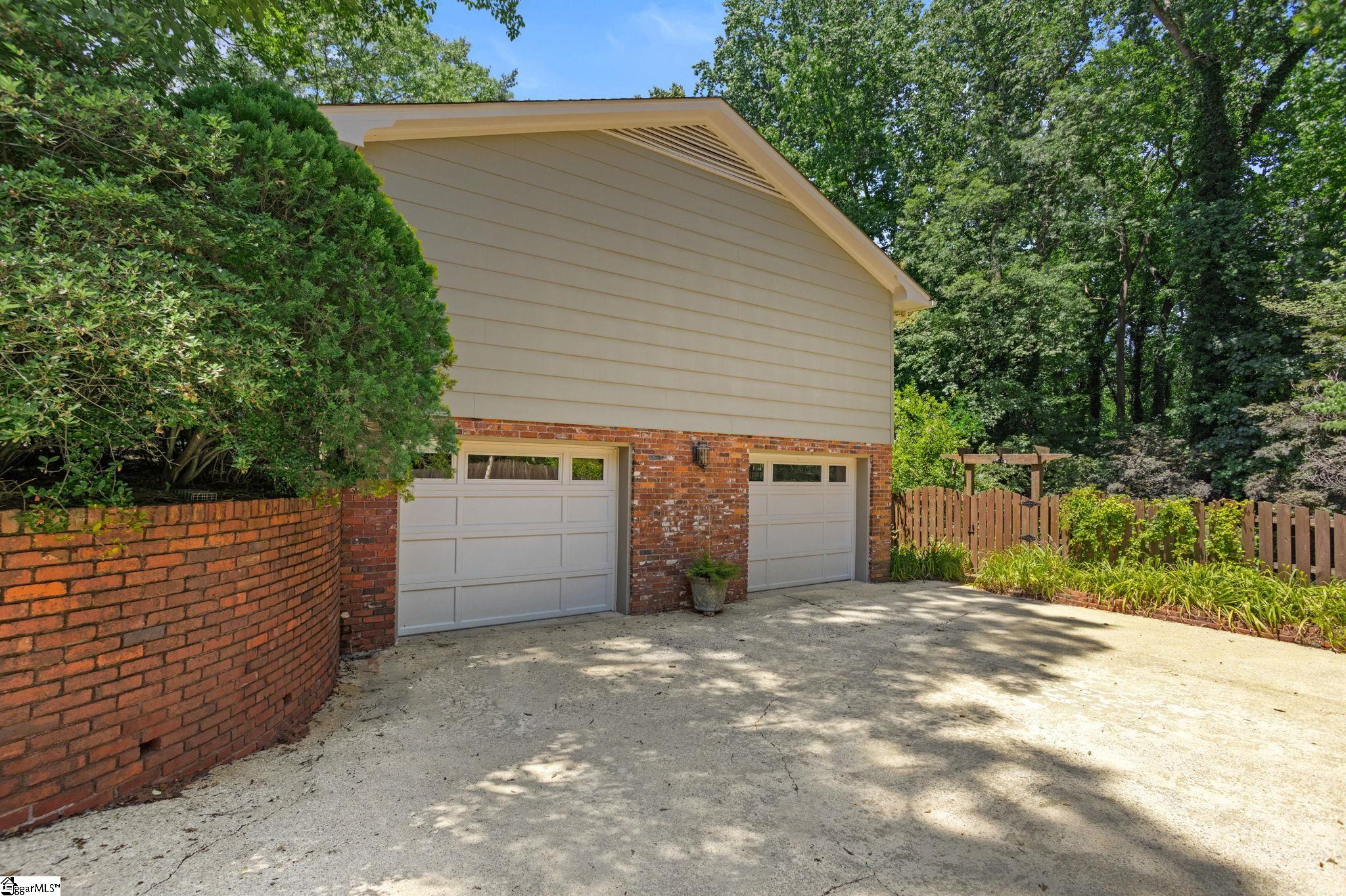 514 Trinity Way Greenville, SC 29617 - Photo 24 of 35 Gallery Image 24