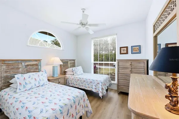 $619,000 | 304 Bermuda Court, Unit 14, Venice, FL 34293