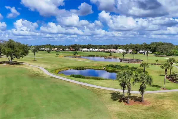 $619,000 | 304 Bermuda Court, Unit 14, Venice, FL 34293